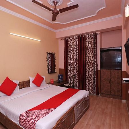 לקנאו Oyo 8379 Hotel Kamal מראה חיצוני תמונה