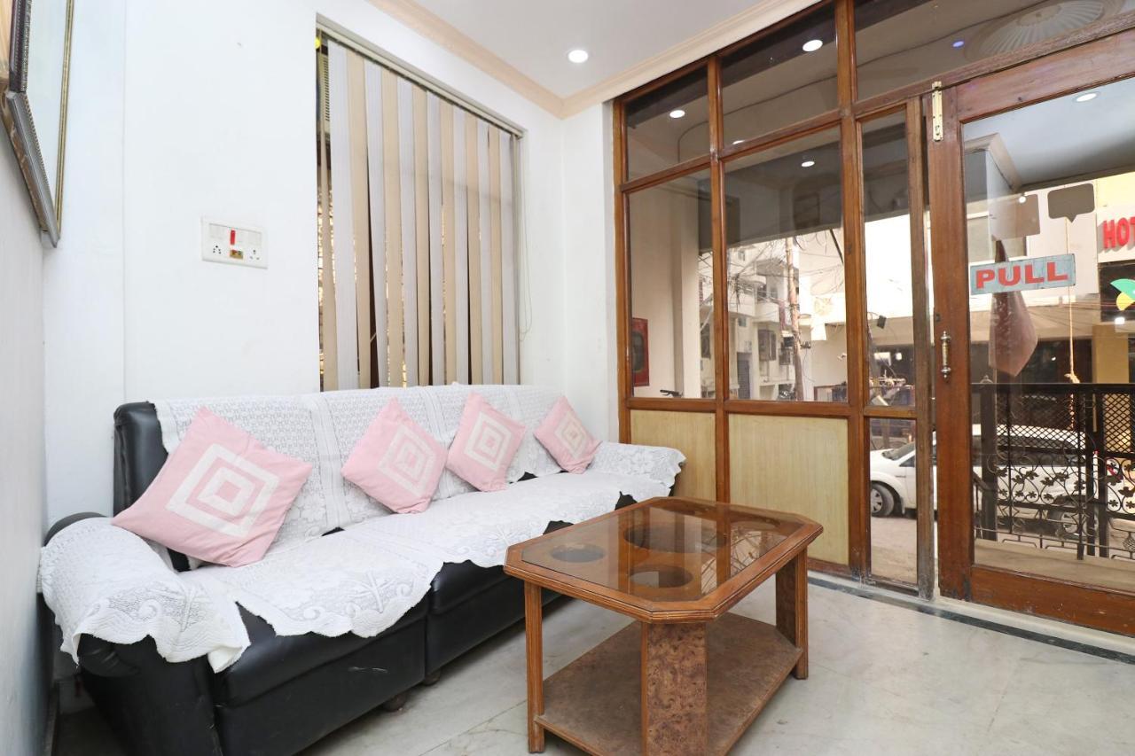 לקנאו Oyo 8379 Hotel Kamal מראה חיצוני תמונה