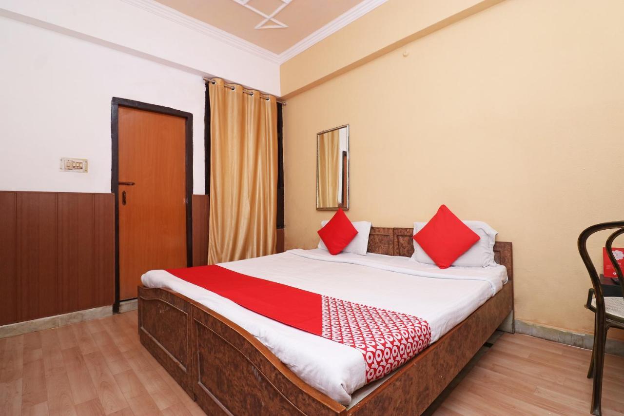 לקנאו Oyo 8379 Hotel Kamal מראה חיצוני תמונה