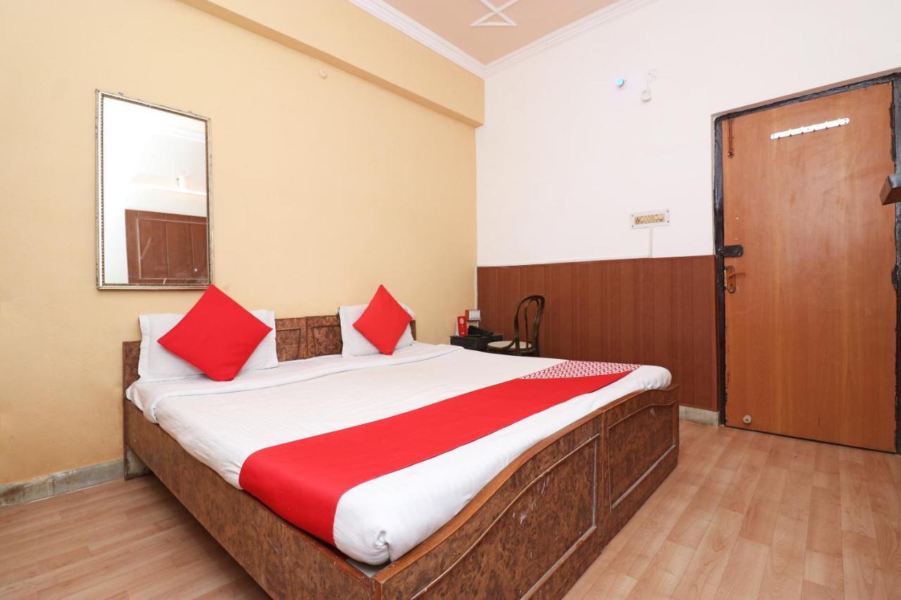 לקנאו Oyo 8379 Hotel Kamal מראה חיצוני תמונה